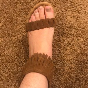Minnetonka wedged sandals
